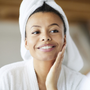 LOUNGE LUXE FACIAL