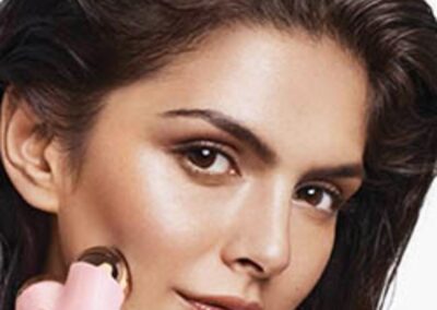 ULTIMATE FACIAL REJUVENATION ACUPUNCTURE WITH STEM CELLS AND MICROCURRENT OR LED